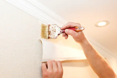 Pose de papier peint à Gevresin — revêtements muraux et toiles de verre